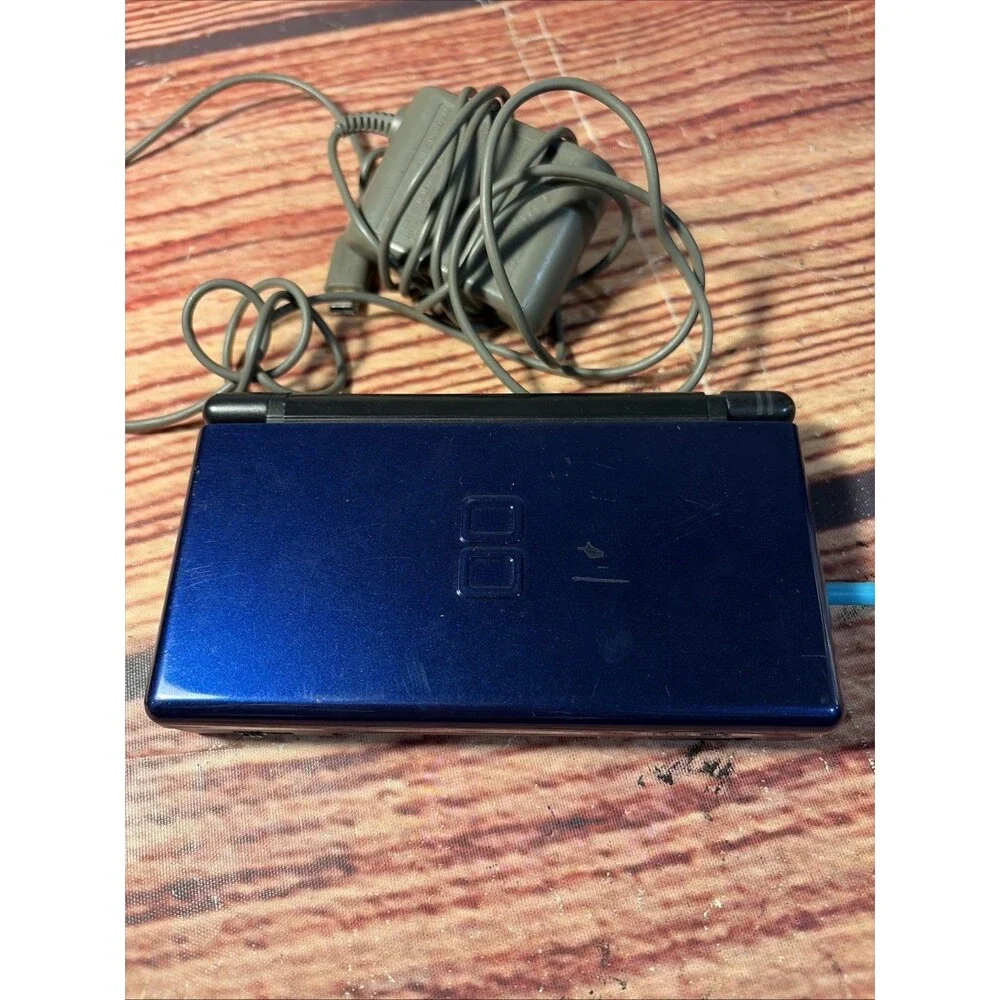 Nintendo DS Lite Handheld Console Cobalt/Black USG-001 w/ Charger & Stylus